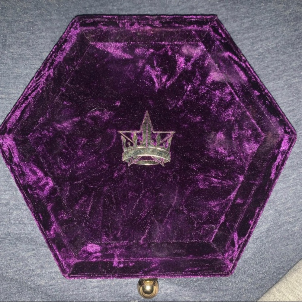 bloodlust palette